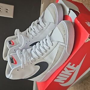 Nike blazer mid 77